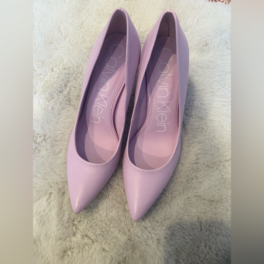 Calvin Klein Pastel Lilac Pointed Toe Pumps